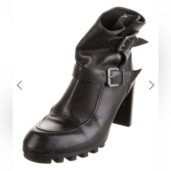 Robert Clergerie Black Leather Ankle Boots buckle moto lug 7 - Picture 2 of 4